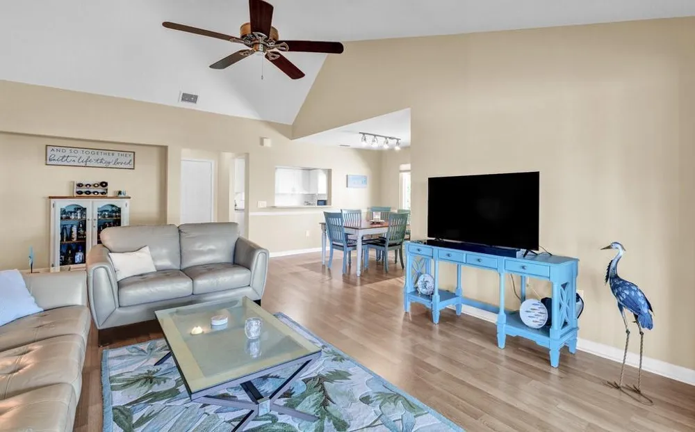 6408 S River Run Drive Sebastian, FL 32958