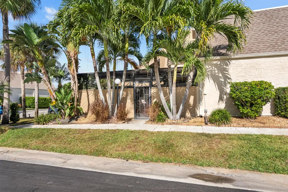 1100 SE Mitchell Avenue #101 Port St. Lucie, FL 34952