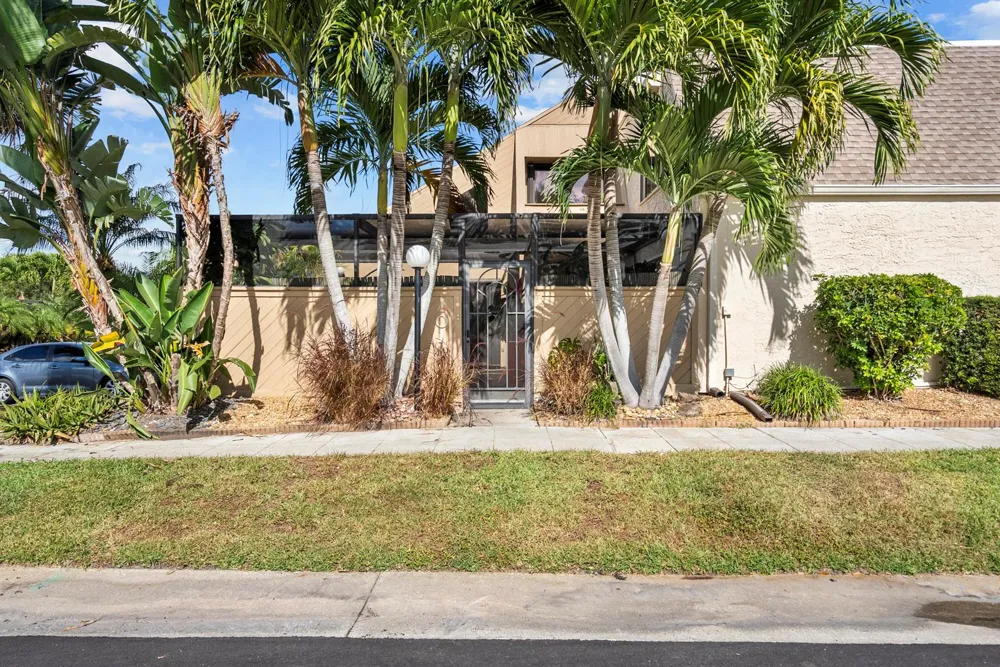 1100 SE Mitchell Avenue #101 Port St. Lucie, FL 34952