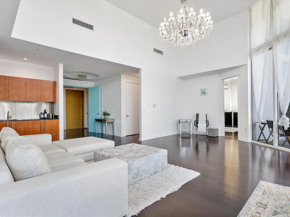 18101 Collins Avenue #401 Sunny Isles Beach, FL 33160