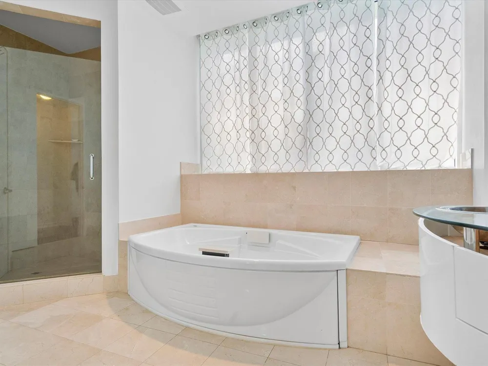 18101 Collins Avenue #401 Sunny Isles Beach, FL 33160