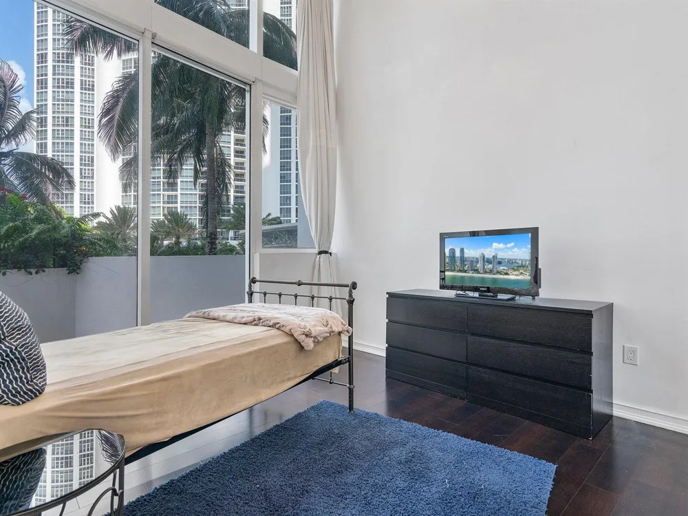 18101 Collins Avenue #401 Sunny Isles Beach, FL 33160