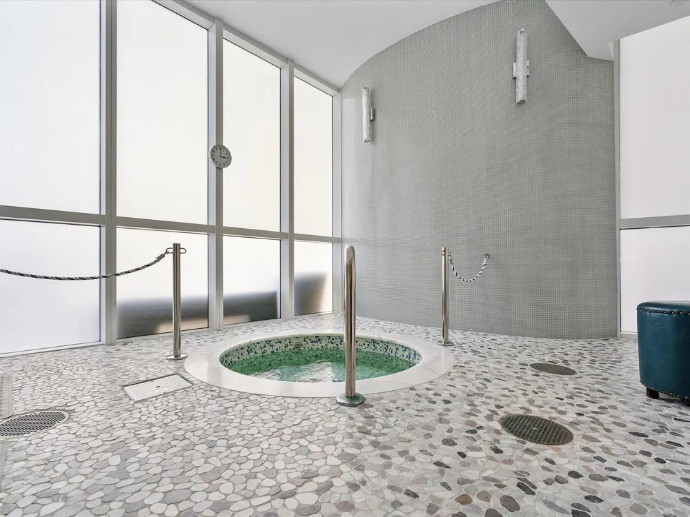 18101 Collins Avenue #401 Sunny Isles Beach, FL 33160