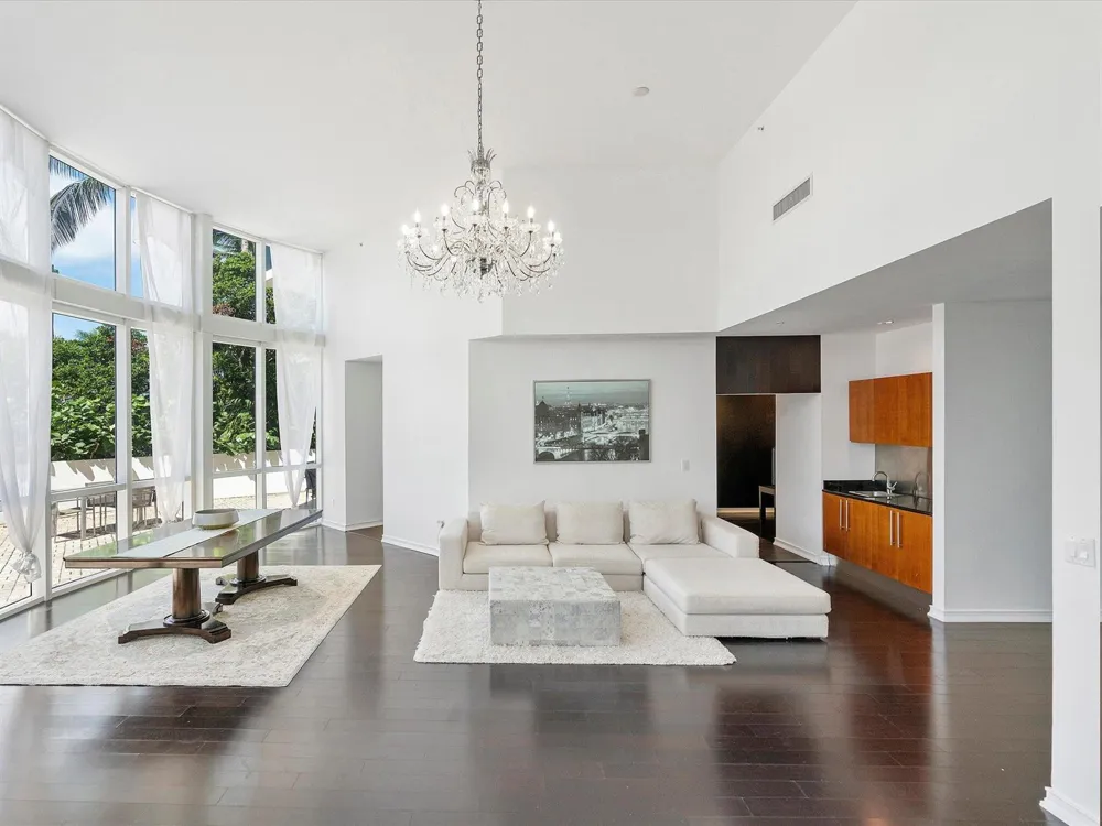 18101 Collins Avenue #401 Sunny Isles Beach, FL 33160