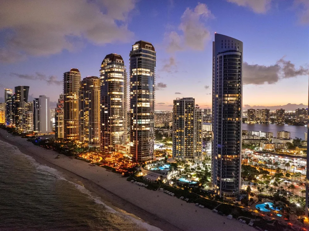 18101 Collins Avenue #401 Sunny Isles Beach, FL 33160