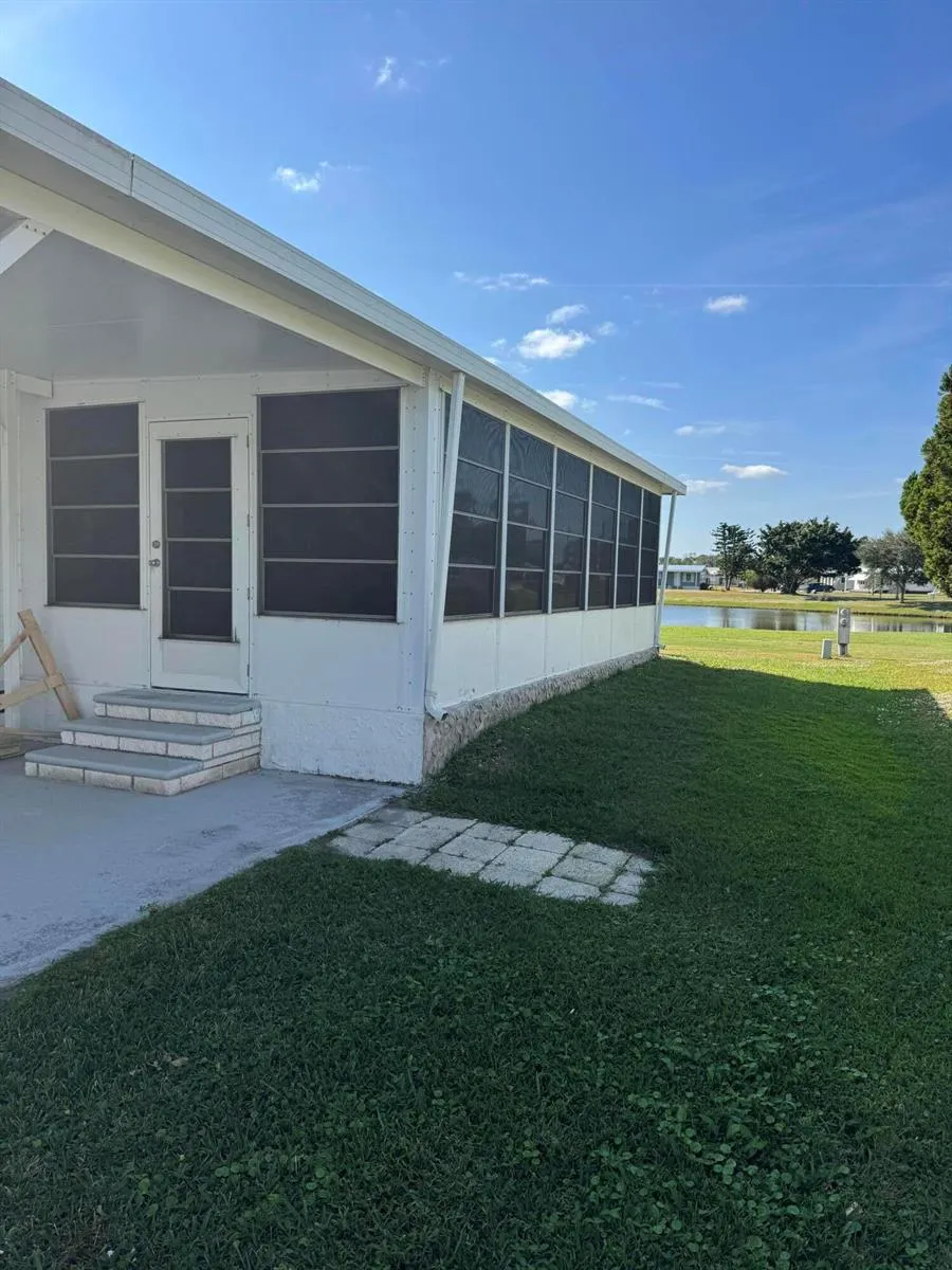 43 Las Casitas Court Fort Pierce, FL 34951