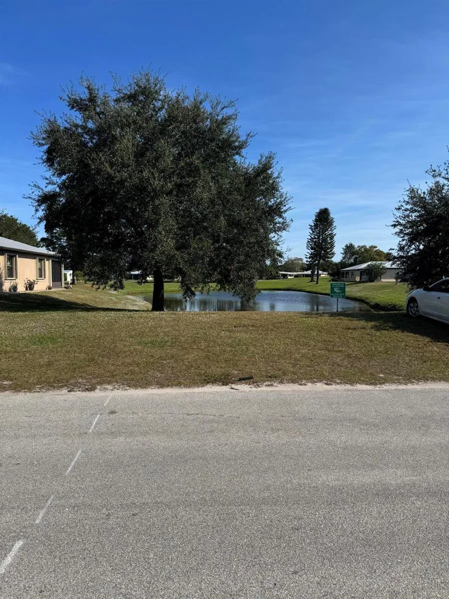 43 Las Casitas Court Fort Pierce, FL 34951