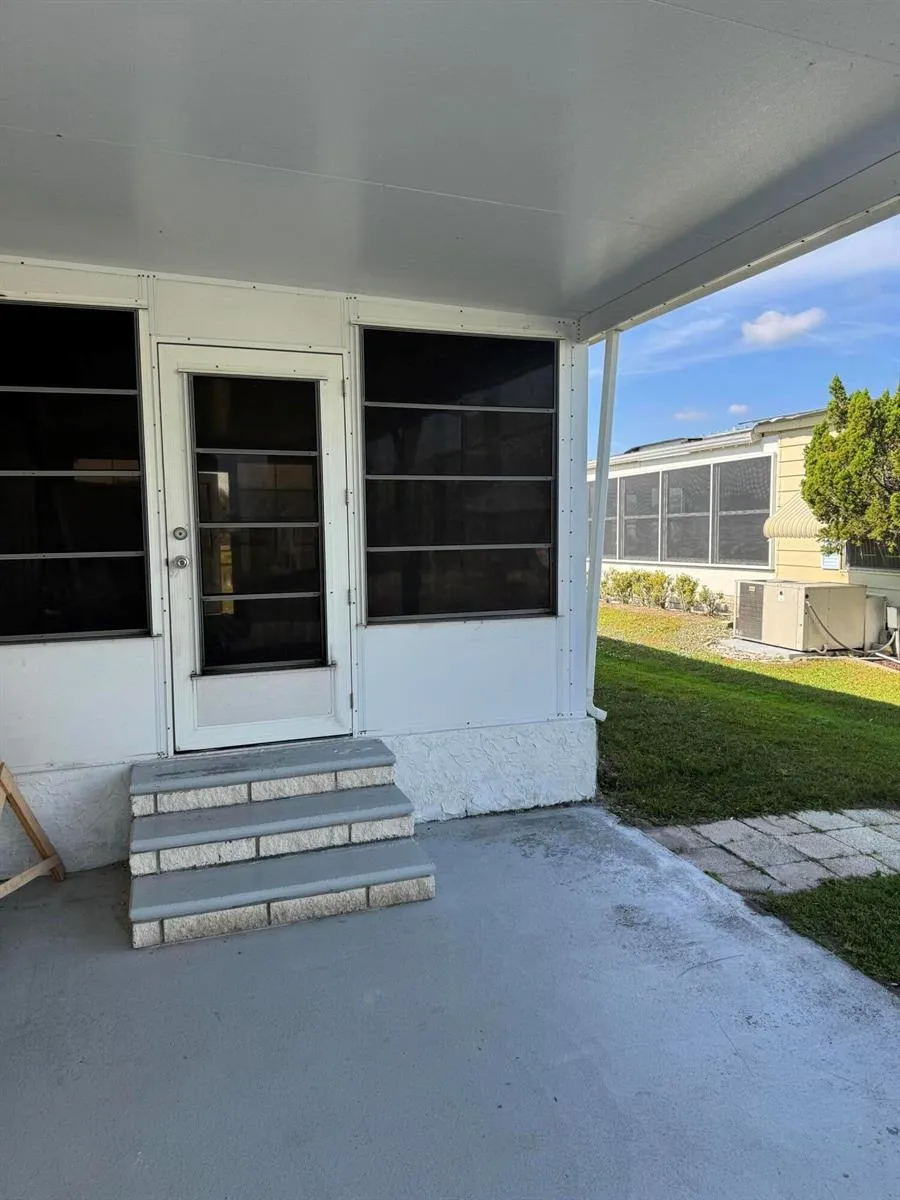 43 Las Casitas Court Fort Pierce, FL 34951
