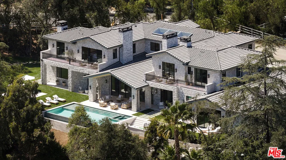 5544 Hoback Glen Road Hidden Hills, CA 91302
