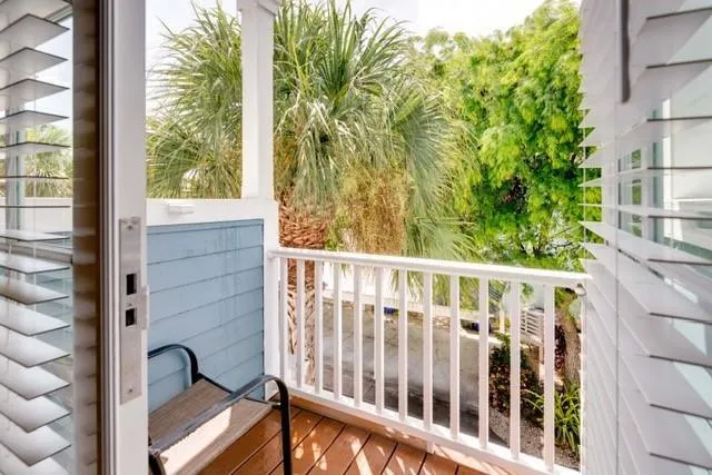 102 Anglers Way Islamorada, FL 33036