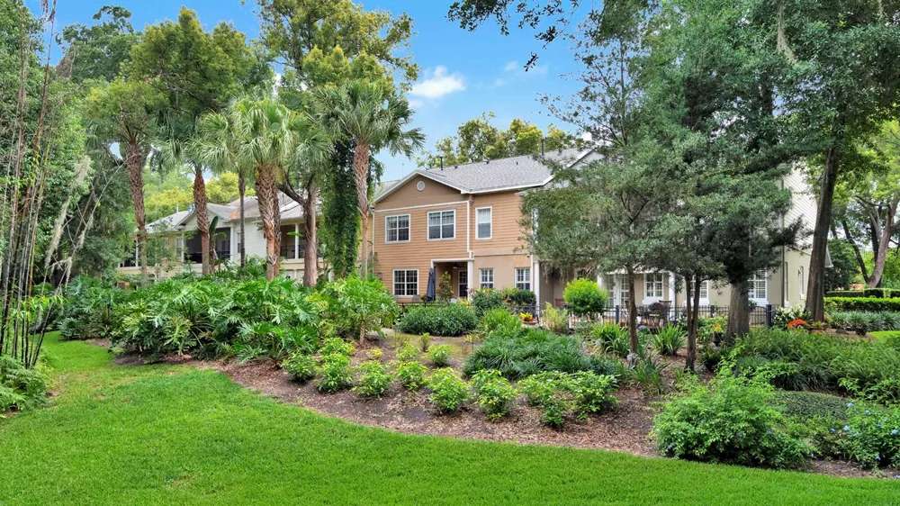 1223 COUNTRY CLUB OAKS CIRCLE Orlando, FL 32804