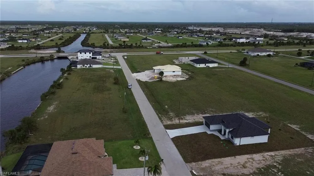 4106 NW 39th Street Cape Coral, FL 33993