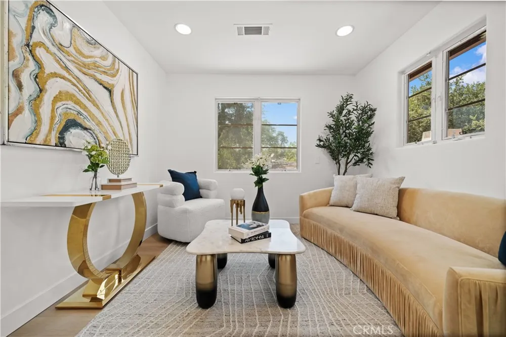 824 Ocean View Avenue Monrovia, CA 91016