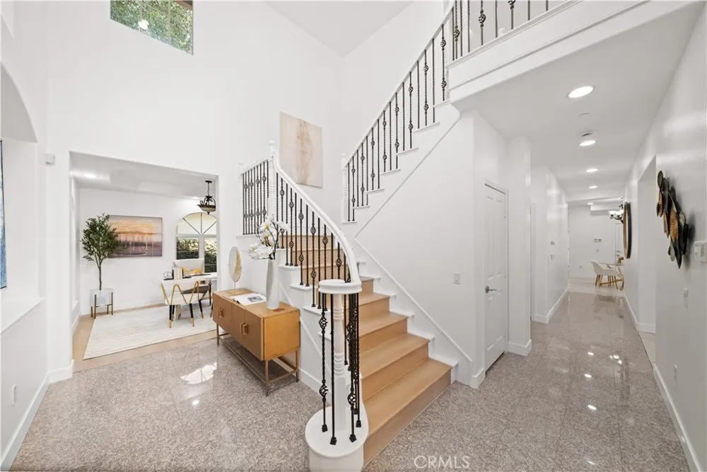 824 Ocean View Avenue Monrovia, CA 91016