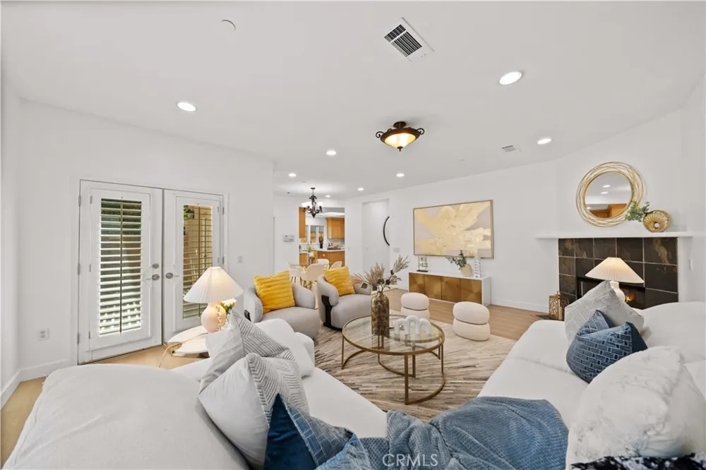 824 Ocean View Avenue Monrovia, CA 91016