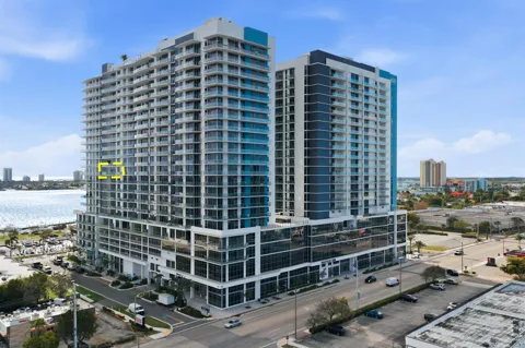 220 Lake Shore Drive #1205