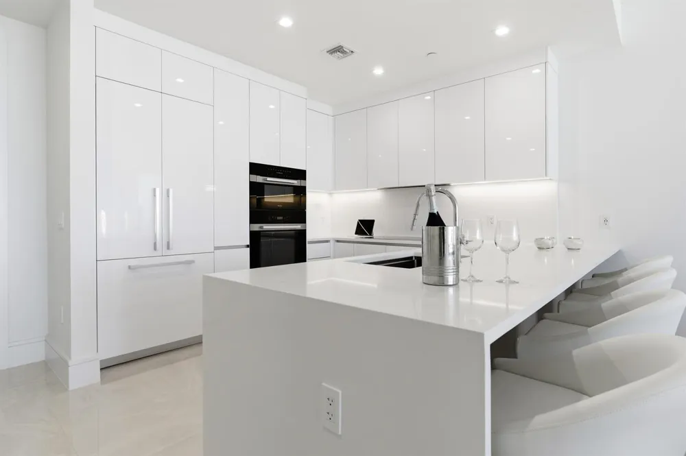 220 Lake Shore Drive #1205 Lake Park, FL 33403