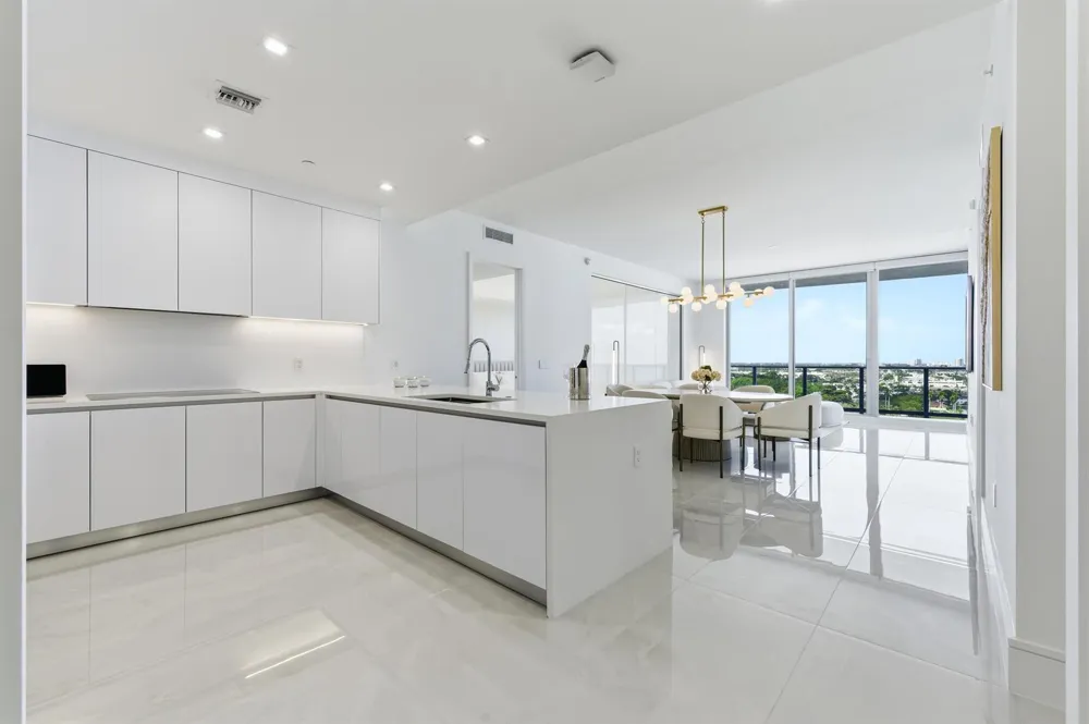 220 Lake Shore Drive #1205 Lake Park, FL 33403