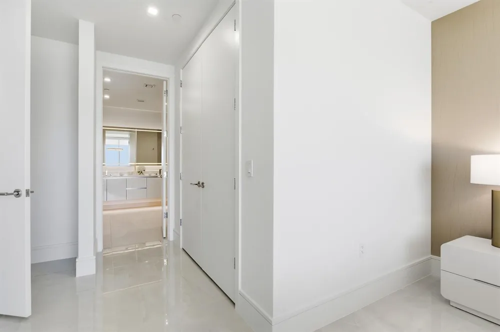 220 Lake Shore Drive #1205 Lake Park, FL 33403