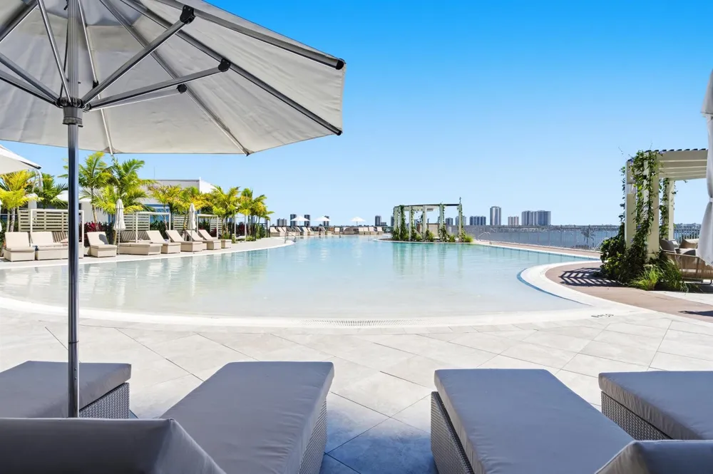 220 Lake Shore Drive #1205 Lake Park, FL 33403