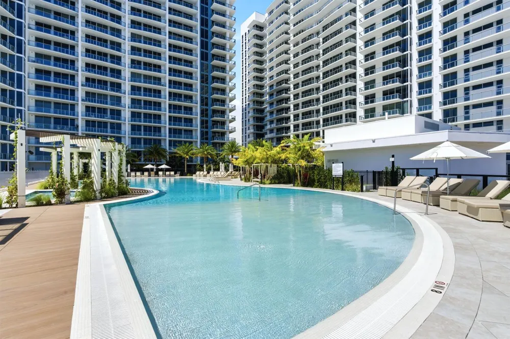 220 Lake Shore Drive #1205 Lake Park, FL 33403