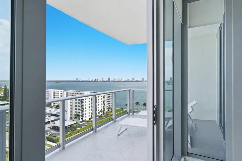 220 Lake Shore Drive #1205 Lake Park, FL 33403