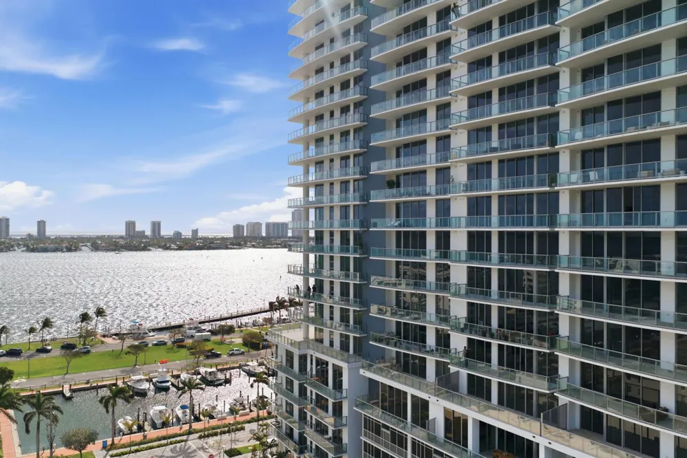 220 Lake Shore Drive #1205 Lake Park, FL 33403