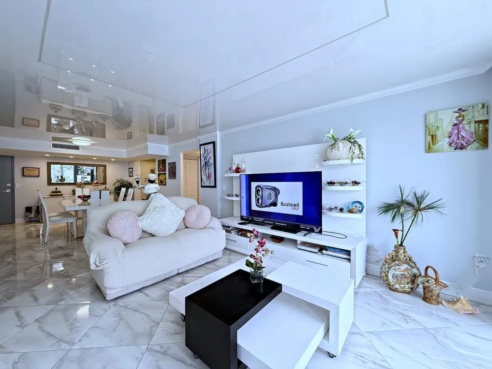 3546 S Ocean Boulevard #305 South Palm Beach, FL 33480