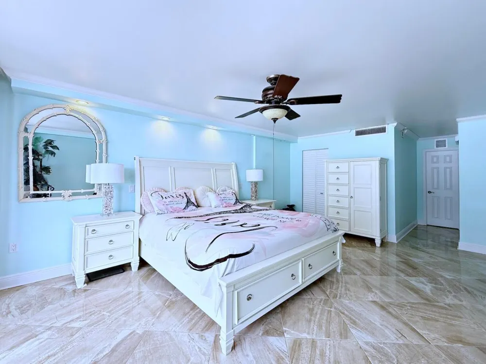 3546 S Ocean Boulevard #305 South Palm Beach, FL 33480