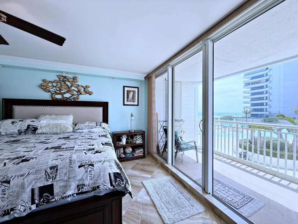 3546 S Ocean Boulevard #305 South Palm Beach, FL 33480