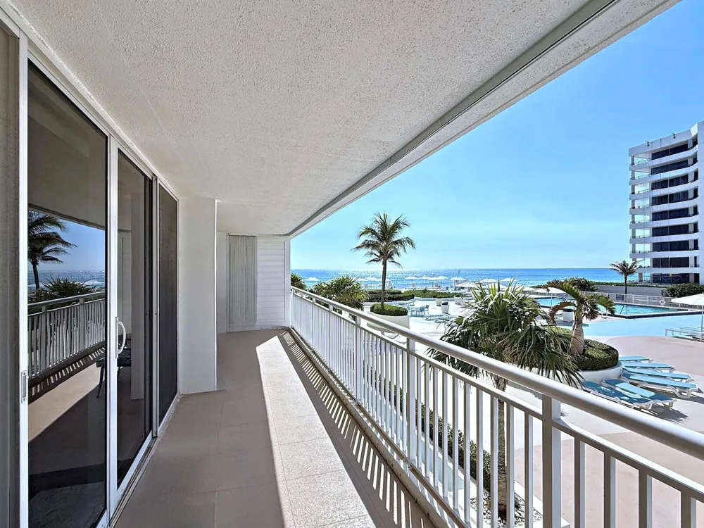 3546 S Ocean Boulevard #305 South Palm Beach, FL 33480