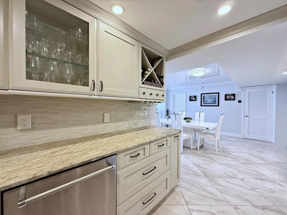 3546 S Ocean Boulevard #305 South Palm Beach, FL 33480