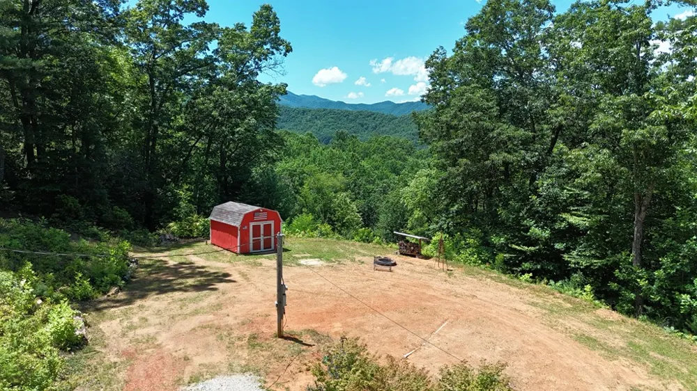 Chalk Hill Rd Franklin, NC 28734