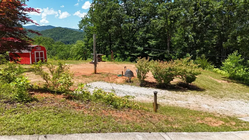Chalk Hill Rd Franklin, NC 28734
