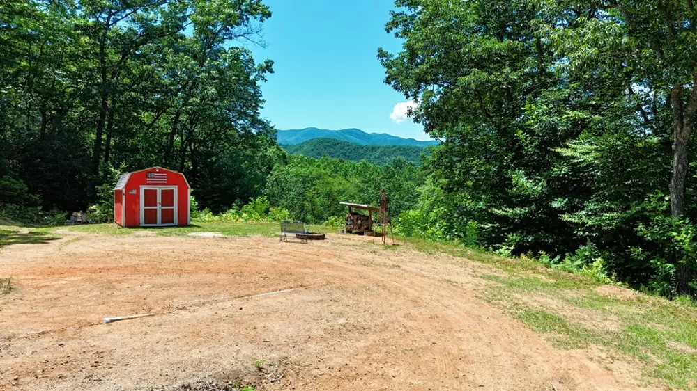 Chalk Hill Rd Franklin, NC 28734