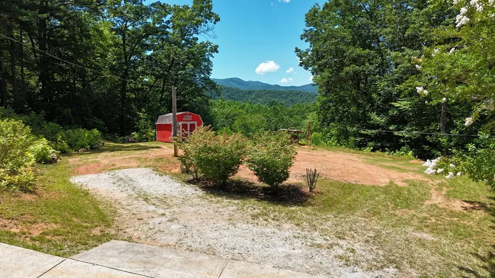 Chalk Hill Rd Franklin, NC 28734