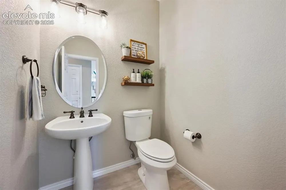 724 Imboden Road Watkins, CO 80137
