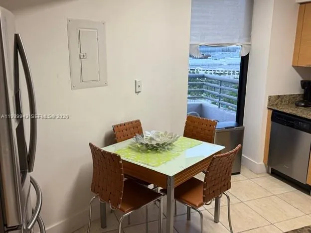 3300 NE 191st St #1706 Aventura, FL 33180