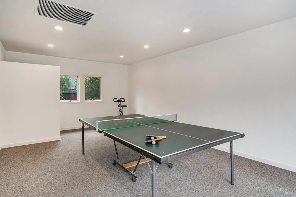 1615 Scott Street St. Helena, CA 94574