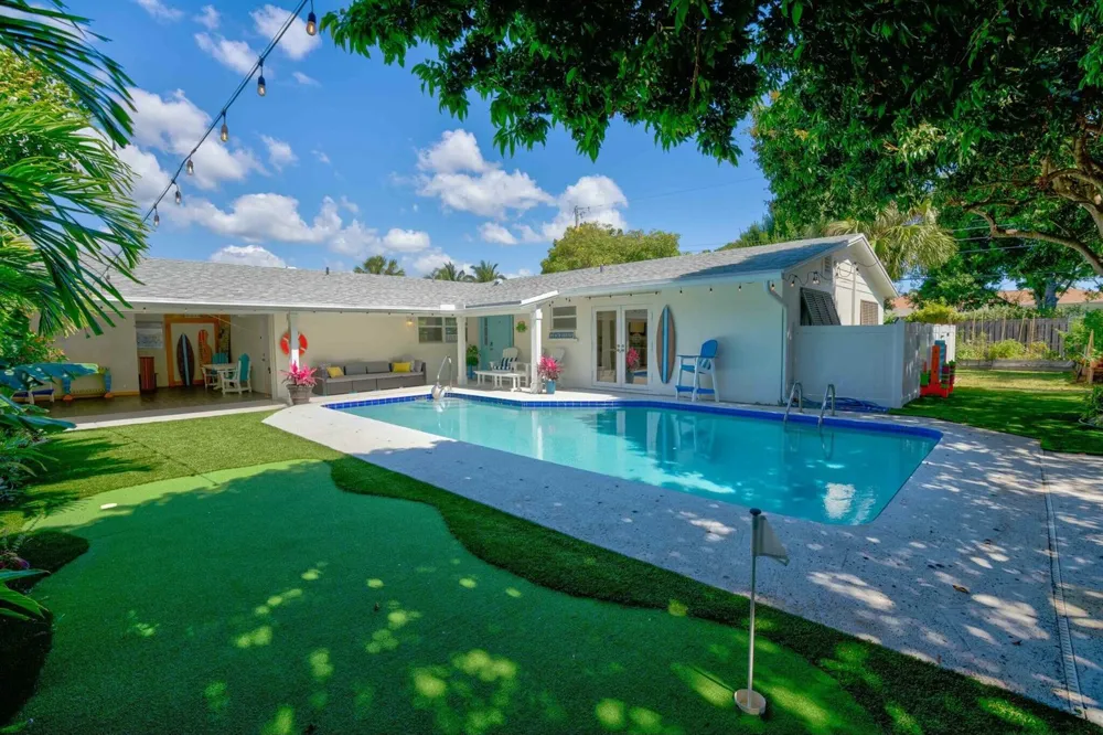 547 Marlin Road North Palm Beach, FL 33408