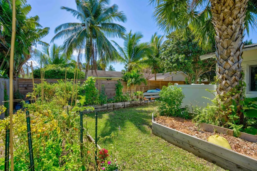 547 Marlin Road North Palm Beach, FL 33408