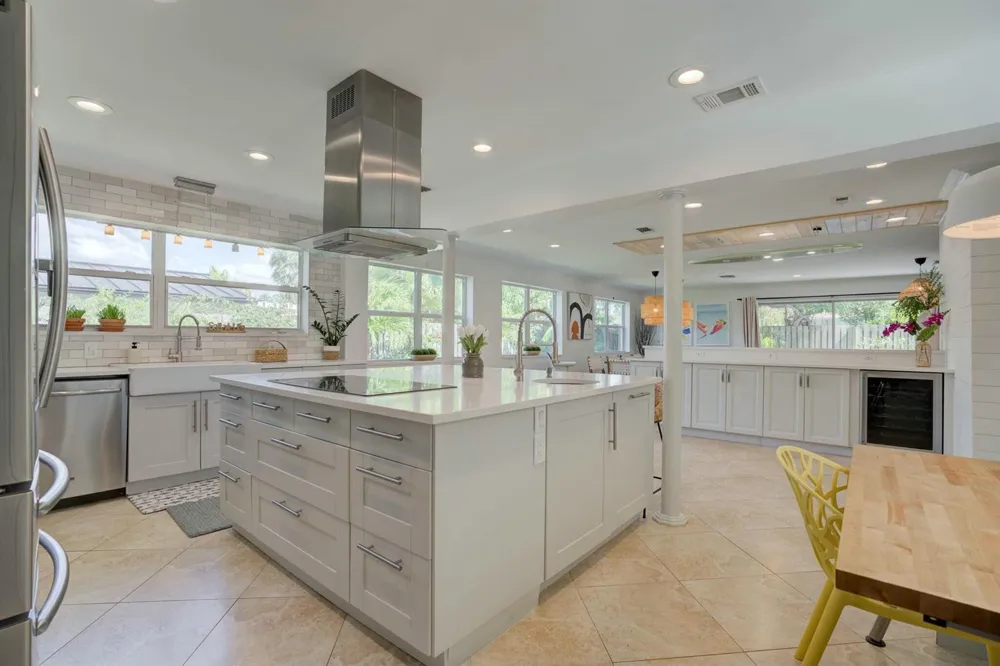 547 Marlin Road North Palm Beach, FL 33408
