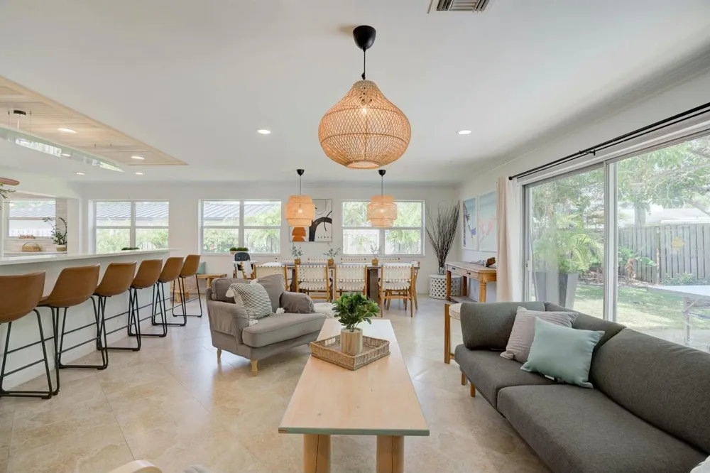 547 Marlin Road North Palm Beach, FL 33408