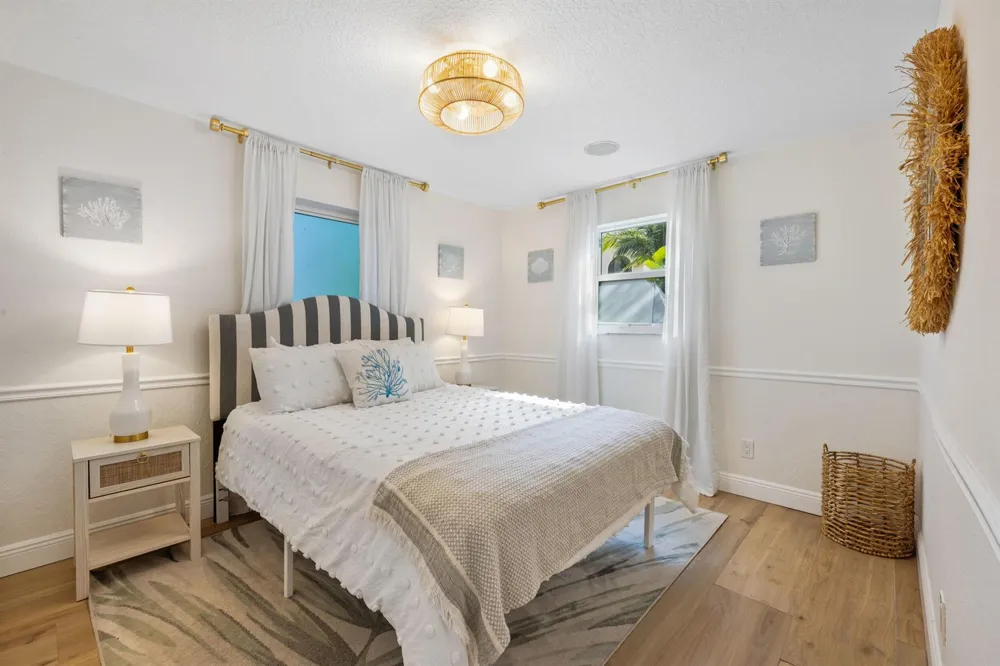 100 Neptune Drive Hypoluxo, FL 33462