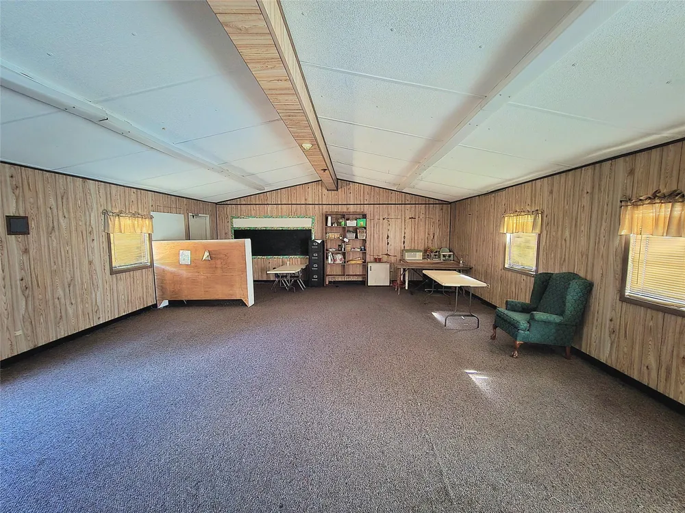 4850 Fm 2666 Road Shepherd, TX 77371