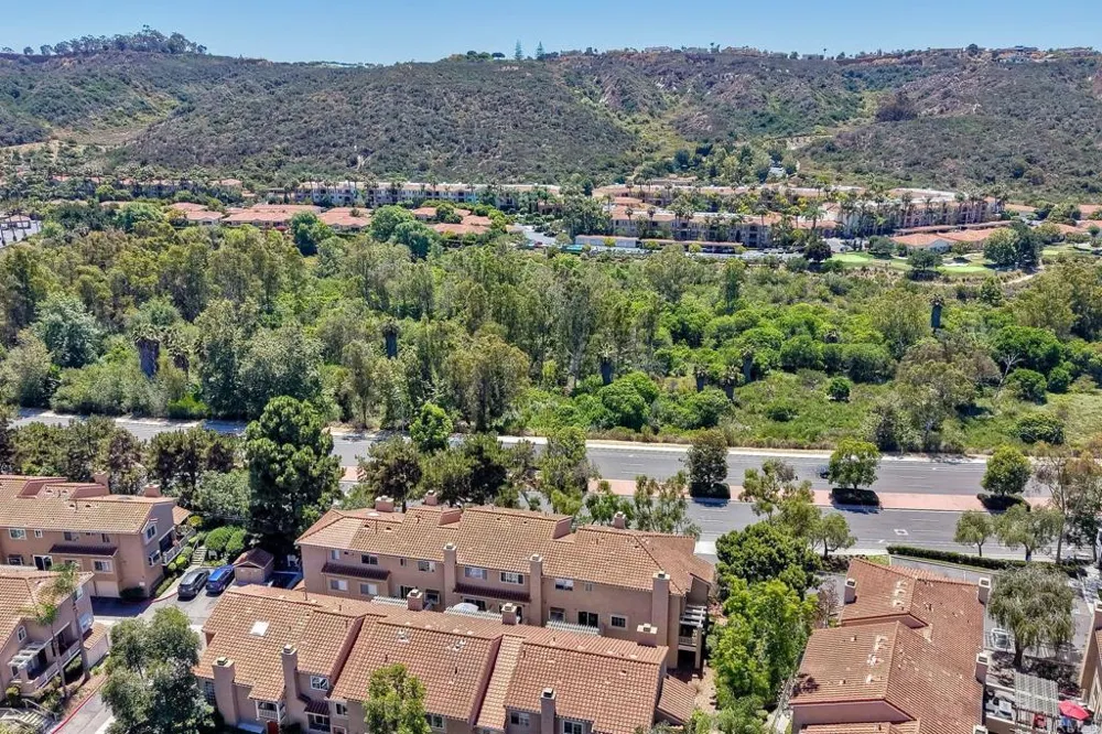 7747 Caminito Monarca #108 Carlsbad, CA 92009