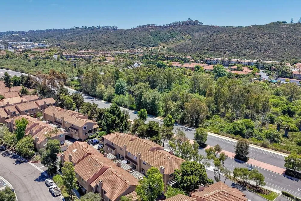7747 Caminito Monarca #108 Carlsbad, CA 92009