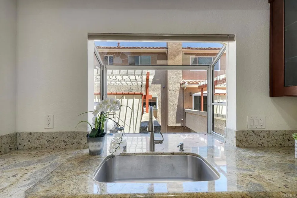 7747 Caminito Monarca #108 Carlsbad, CA 92009