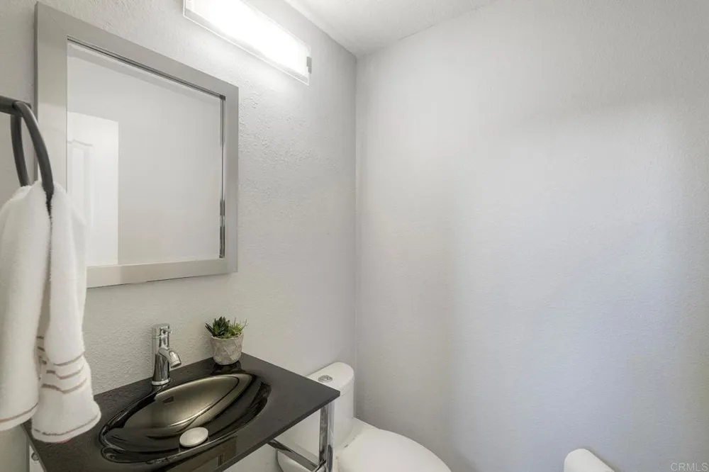7747 Caminito Monarca #108 Carlsbad, CA 92009