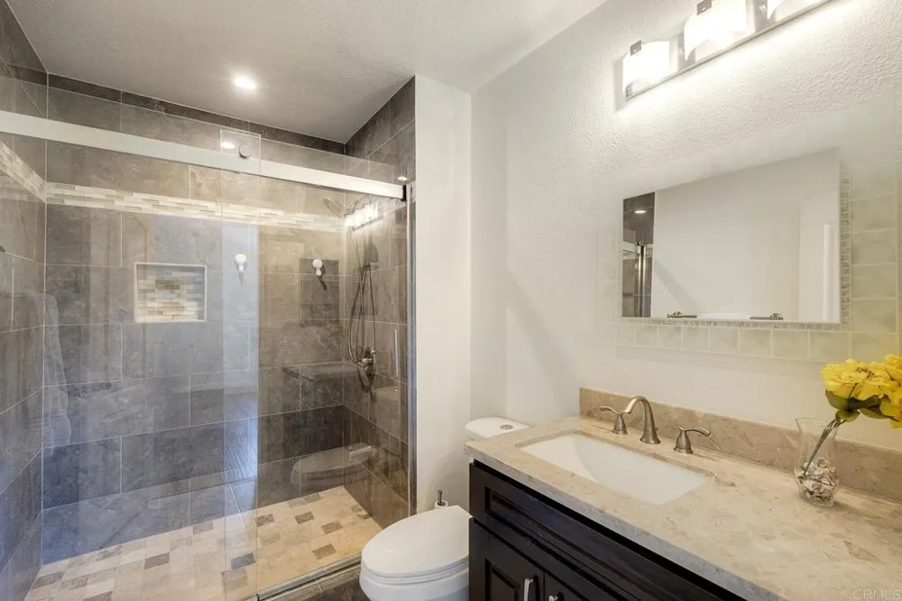 7747 Caminito Monarca #108 Carlsbad, CA 92009
